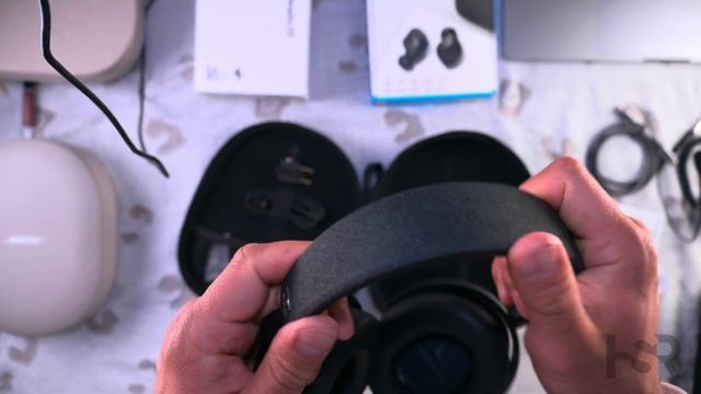 Sennheiser Momentum 4 Unboxing