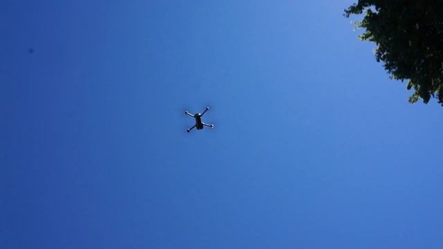 DroneRepeat for DJI Drones Now Available for Free in the iOS App Store смотреть онлайн