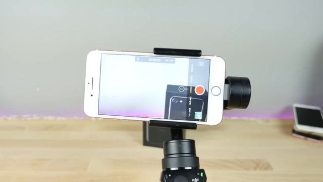 The BEST iPhone 7 Gimbal! DJI Osmo Mobile Review смотреть онлайн