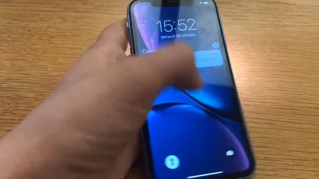 ANDIAMO A VEDERE I NUOVI IPHONE XR AL APPLE STORE смотреть онлайн