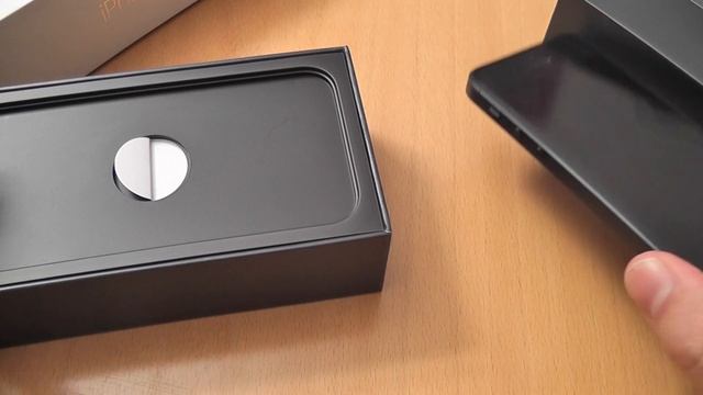 iPhone 5 black unboxing смотреть онлайн