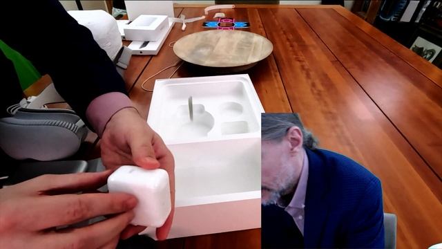 Apple Vision Pro Unboxing, Carry and Storage Case, Extra Battery Pack смотреть онлайн
