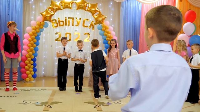 Игра с буквами "Чтобы книжки нам читать, нужно буквы изучать" смотреть онлайн