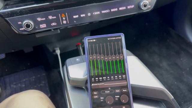 Improving the Kia EV6 sound system: How to make audio sound better (Android/iOS Spotify & YT music) смотреть онлайн