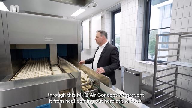 The conveyor dishwasher for large kitchens: MEIKO M-iQ BlueFire смотреть онлайн