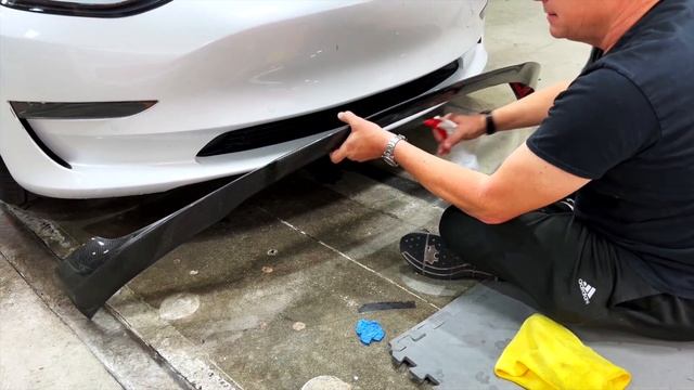 TESLA Model 3 Gen 2 Carbon Fiber Front Lip Spoiler TEST FITTING смотреть онлайн