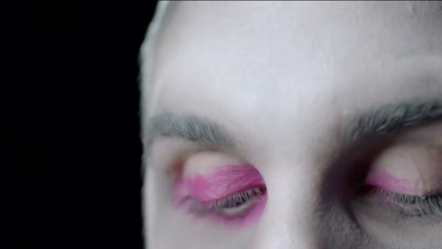 MAC Halloween: Zombie by Matt King | MAC Cosmetics смотреть онлайн