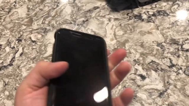 Speck presidio grip case iPhone 11 Pro Max смотреть онлайн