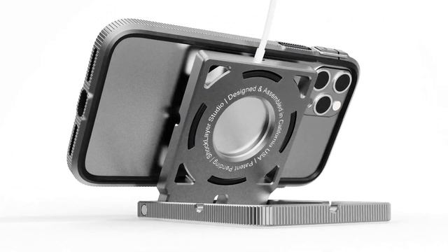 Shock Layer Foldable Dock Stand For IPhone & Apple Watch At Modern Hangover смотреть онлайн
