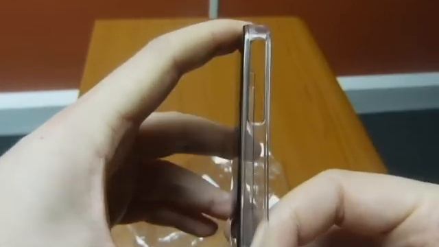 Apple iPhone 4 and 4s Hard Back P-Case Review смотреть онлайн