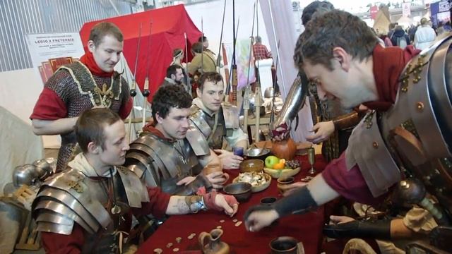 Как отдыхают римские легионеры / How to relax Roman legionaries смотреть онлайн