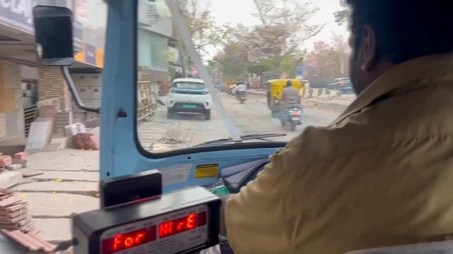 ಉಳಿಸಿ Rs 15K/month Piaggio Ape e-city max Electric Auto Rickshaw in Kannada смотреть онлайн