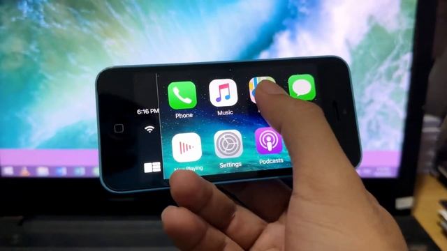 iPhone 5C CarPlay demo on iOS 10 🤭 смотреть онлайн