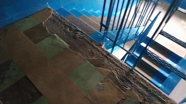 Лифт УКМ 1970 г, Г/П 350 кг, V=0,65 м/сек (просп. Слобожанский, 104, подъезд 2, г. Днепропетровск) смотреть онлайн