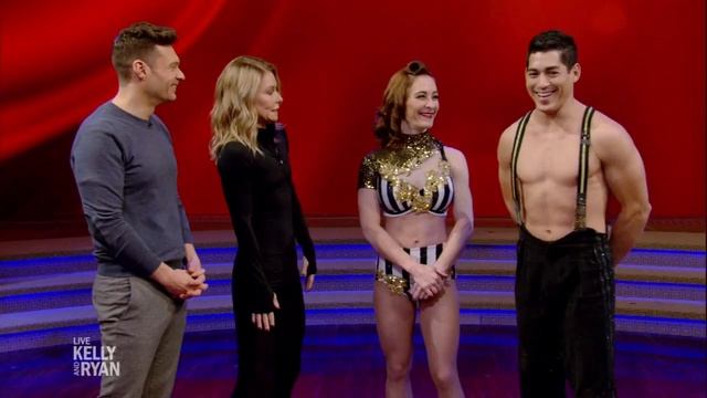 The Big Apple Circus' Duo Fusion смотреть онлайн