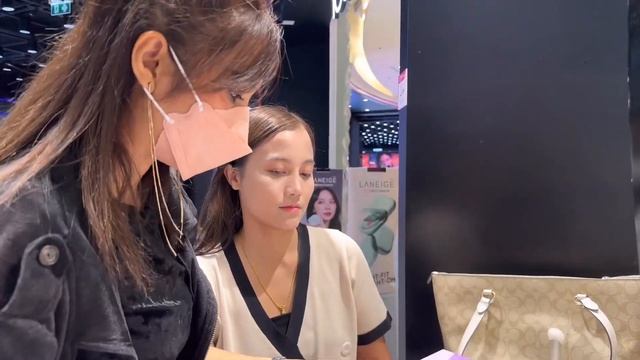 MAC เค้ามีคลาสสอนแต่งหน้าด้วยนะ 💄🫶🏻| เลือกเฉดสีให้ตรงกับผิวตัวเอง?! ปังมาก | Minimai смотреть онлайн