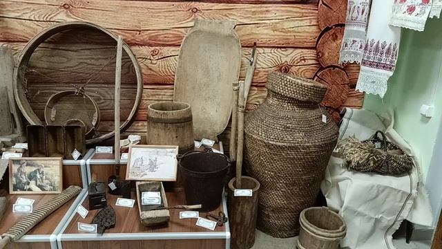 Уникальный экпонат этнокультурной выставки. История одного предмета. Короб смотреть онлайн