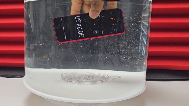 iPhone SE 3rd Gen Water Test Submerged 30 minutes смотреть онлайн