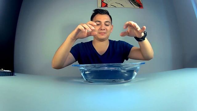 UTOPIŁEM iPHONE! Catalyst Waterproof Case Unboxing смотреть онлайн