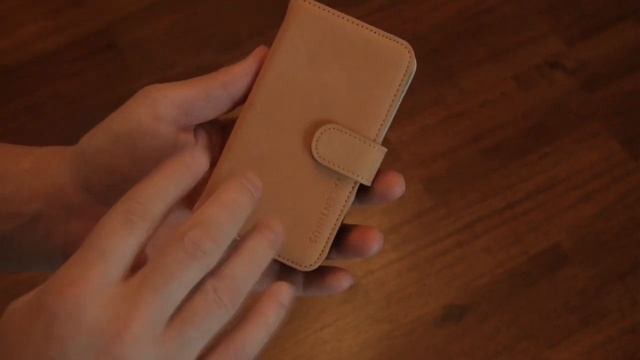 Spigen iPhone 4/4S Leather Wallet Case Valentinus смотреть онлайн