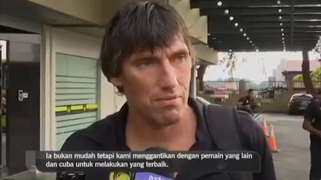 Frank Bernhardt Gugur 2 Pemain U A Malaysia U-22 смотреть онлайн
