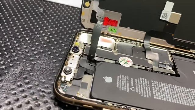 iPhone XS front camera replacement tip смотреть онлайн