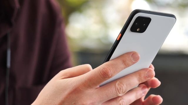 Pixel 4 vs. iPhone 11 — FIGHT! смотреть онлайн