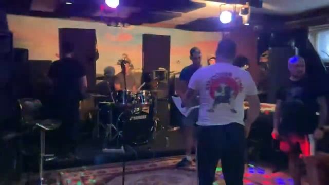 Bash’ka feat A312 - don’t stop hooligans (T.N.F. cover) смотреть онлайн