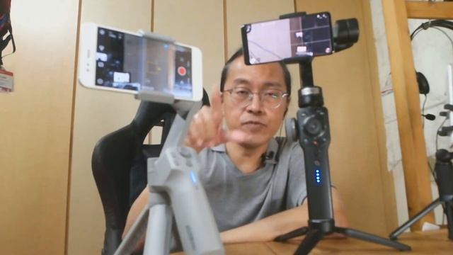 [vlog live ep10] Zhiyun Smooth 4 and Moza Mini MX smartphone gimbals - a Yolobox multistream смотреть онлайн