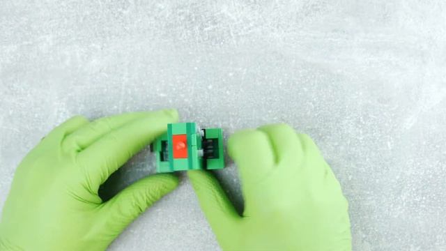 LEGO Minecraft BigFig Creeper i Ocelot смотреть онлайн