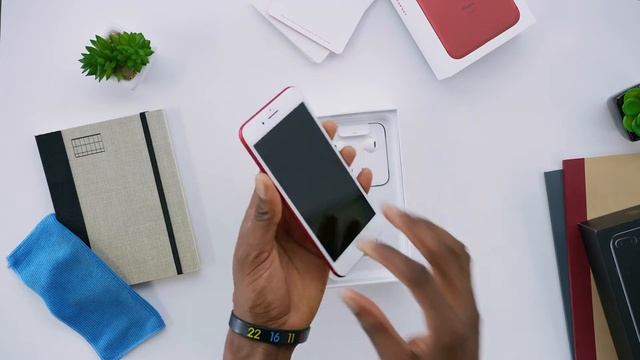 New Red iphone 7 plus Unboxing | India | смотреть онлайн
