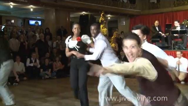 The Big Cal - Big Apple & California Routine - PSSF 2010 смотреть онлайн