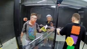 Кто Последний Покинет Вращающуюся Дверь Получить 1000$-Челлендж