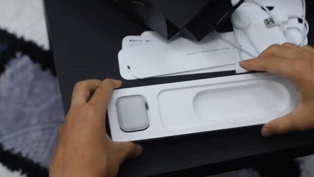 APPLE WATCH NIKE SERIES 6 | UNBOXING MALAY смотреть онлайн