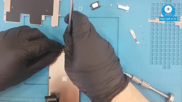 iPhone SE 2020 Ekran Değişimi | Apple Yeni SE Ekran Degisimi | 10 Dakikada Apple Telefon Tamiri смотреть онлайн