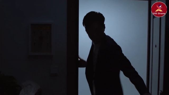 全職媽媽被精神病前夫糾纏，灰姑娘一招幫她成功擺脫！ep4 смотреть онлайн