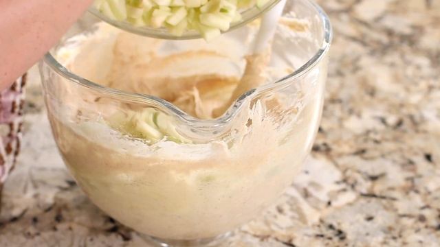 Apple Crumble Cake смотреть онлайн