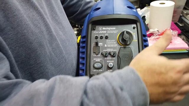 iGen2200 Inverter Generator Unboxing and Startup смотреть онлайн