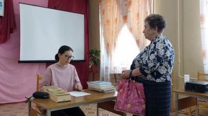 Шуточная сценка к дню библиотек.mp4