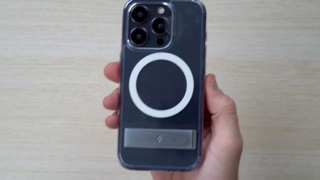 Spigen iPhone 15 Pro Clear Kickstand Case смотреть онлайн