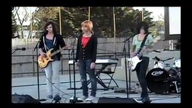 Poison Apple Pie - Save Me - 3/13/10 смотреть онлайн