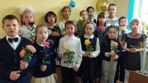 Учителей любимые глаза. Детская песня
