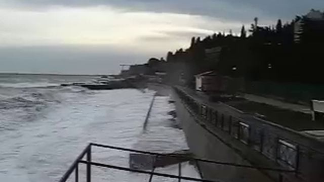 Гурзуфский пляж зимой смотреть онлайн