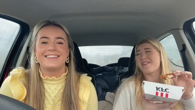 KFC MUKBANG met Madelief 🍗🍟 | Bankzitters, Rutte en Temptation? смотреть онлайн