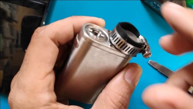 How to Remove Pico Stuck Battery Cap смотреть онлайн