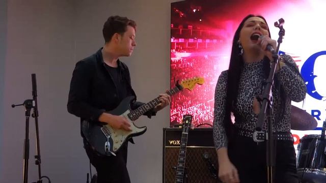 Jade Helliwell live C2C London March 2019 смотреть онлайн