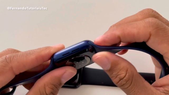 COMO COLOCAR E RETIRAR A PULSEIRA DO SMARTWATCH ESTILO APPLE WATCH DE FORMA CORRETA. смотреть онлайн