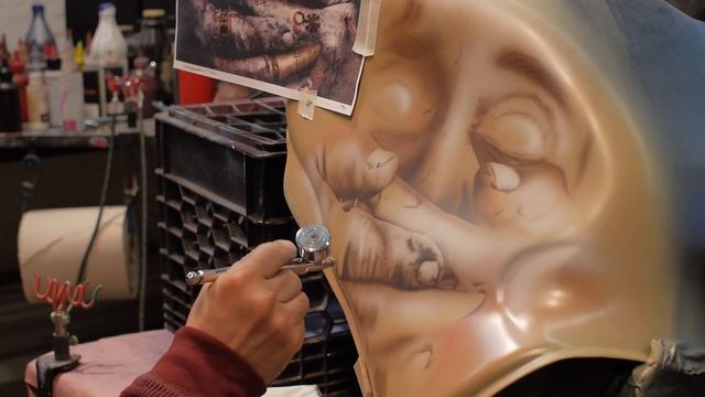 Steve Nunez paints a Supercharged Hayabusa, "Beast" смотреть онлайн