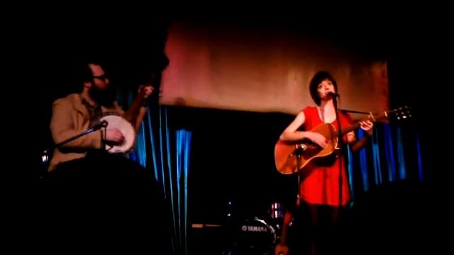 Kate Micucci - Taking Chances (live) смотреть онлайн