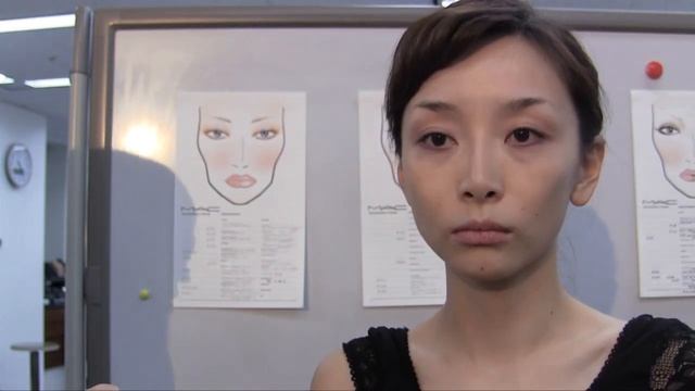 MAC Base Makeup / 必見!!MACのトップアーティストに教わるベースメイク！ смотреть онлайн